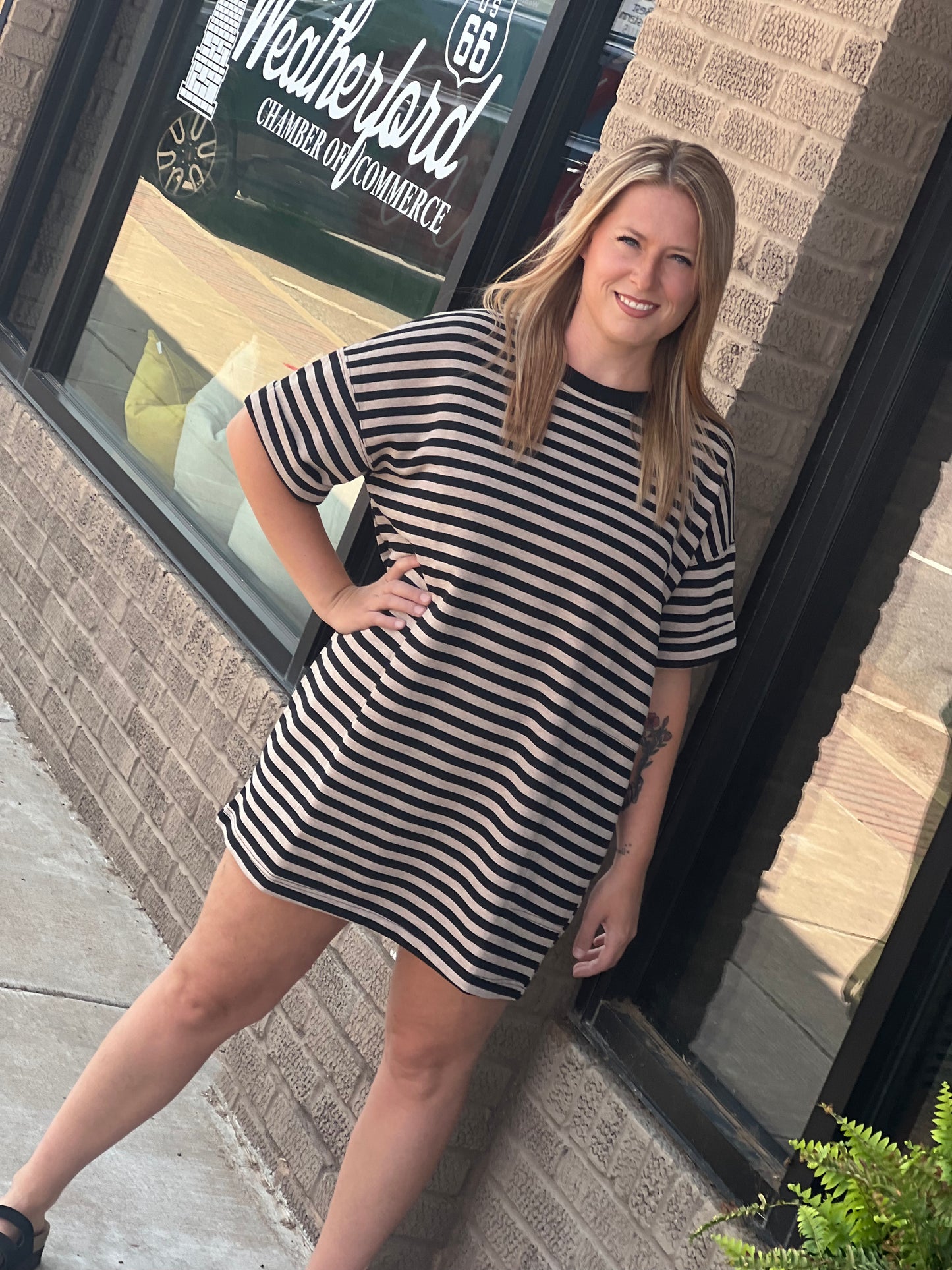 Veveret Oversized Stripe Knitted Dress