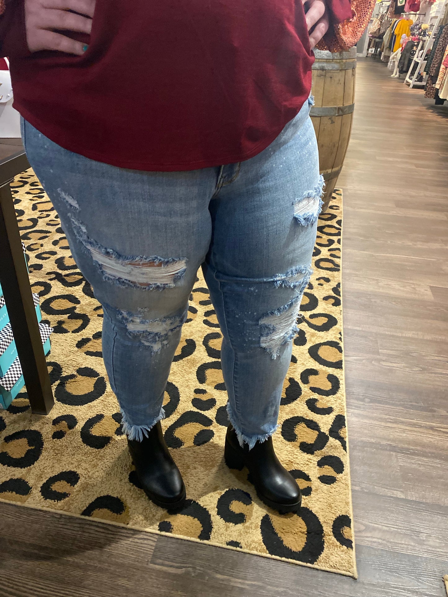 Curvy Judy Blue Mid-Rise Boyfriend Bleach Destroyed Jeans