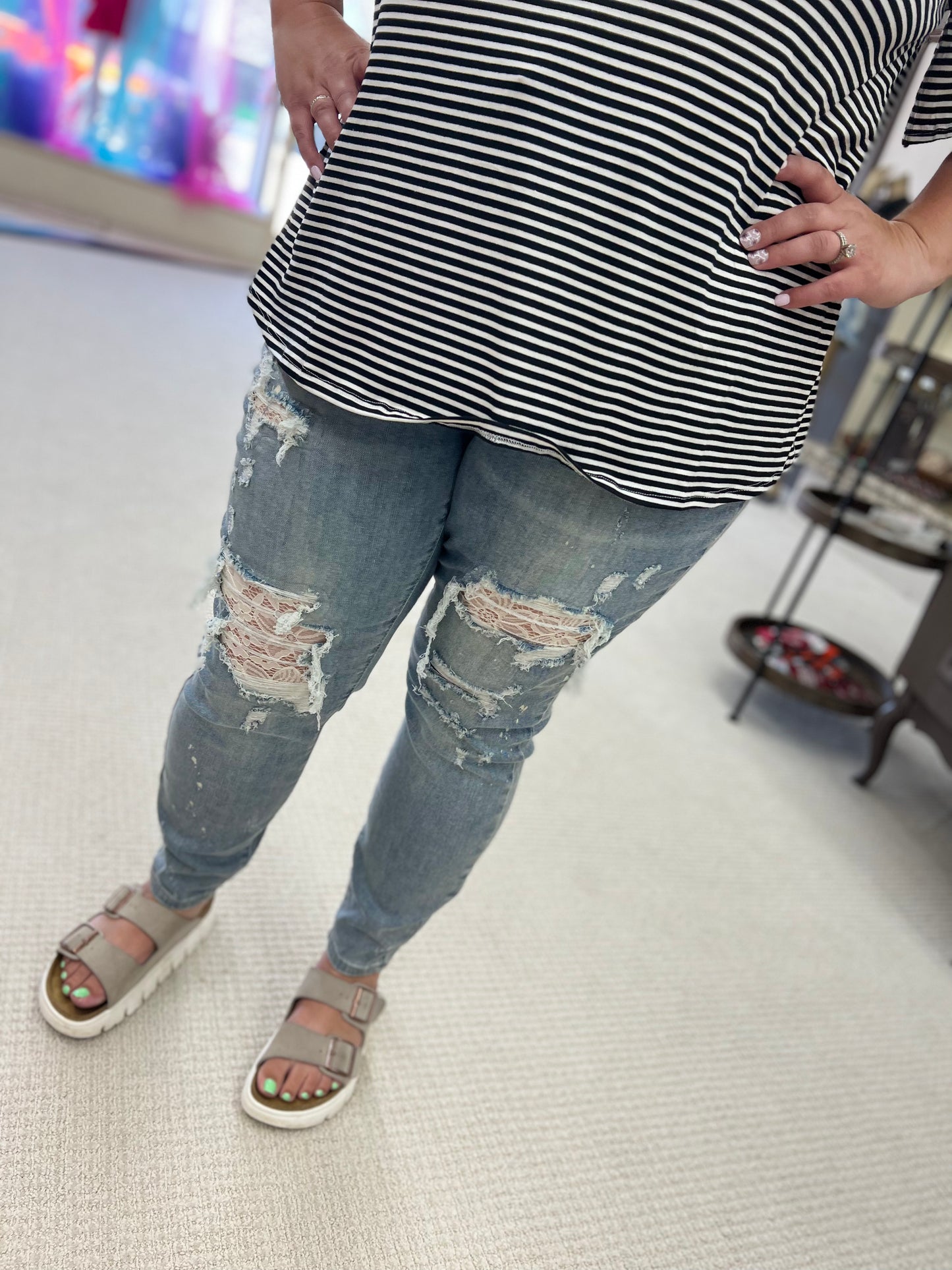 Curvy Judy Blue Midrise Lace Patch Skinny Jeans