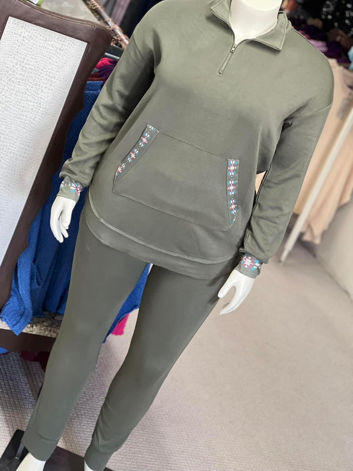 Reg & Curvy 2FlyCo Olive Hot Trot 3/4 Zip Pullover w/ Front Pocket & Wrist Detail