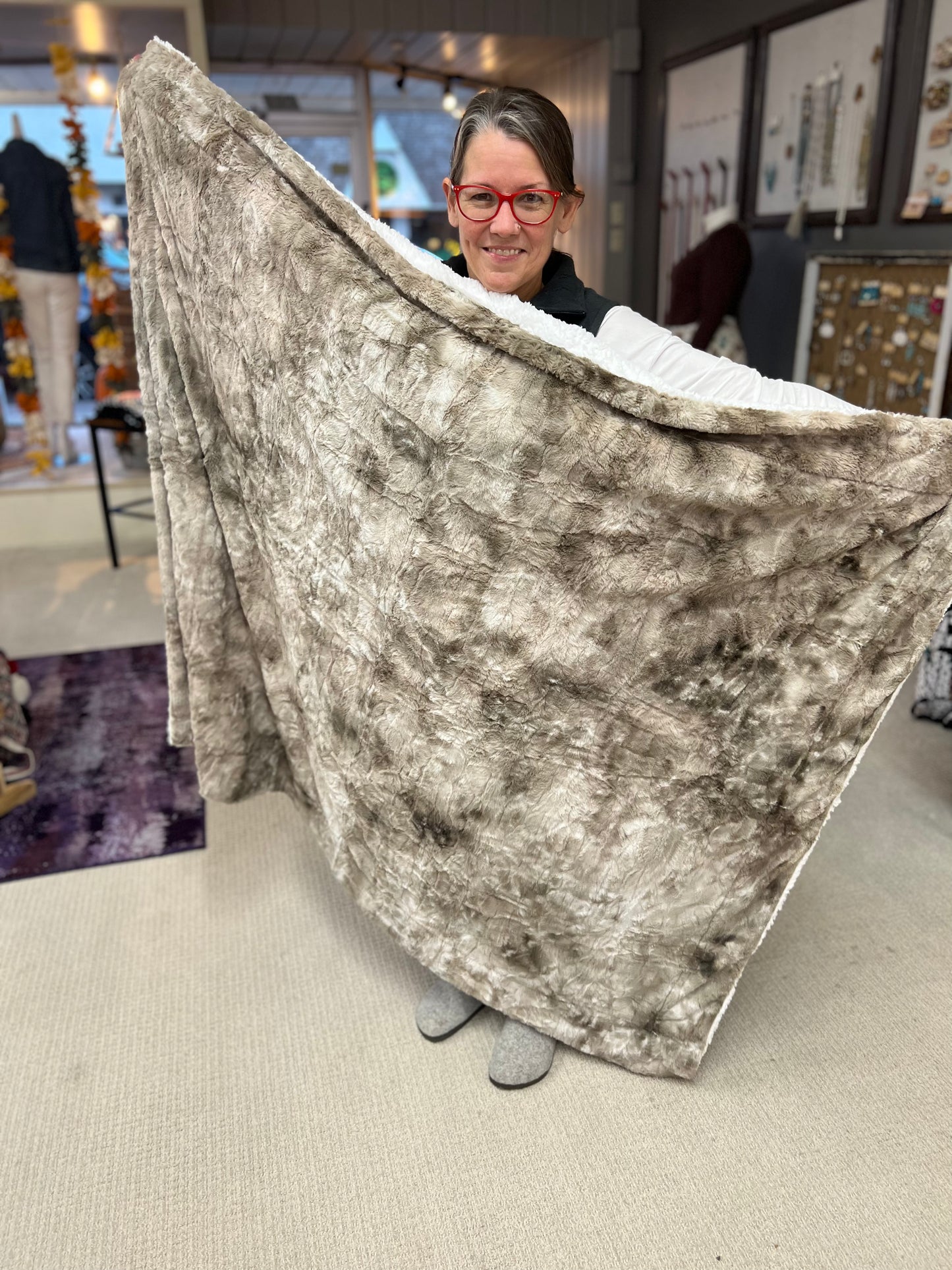 Beauty Stash Cozy Blanket Collection