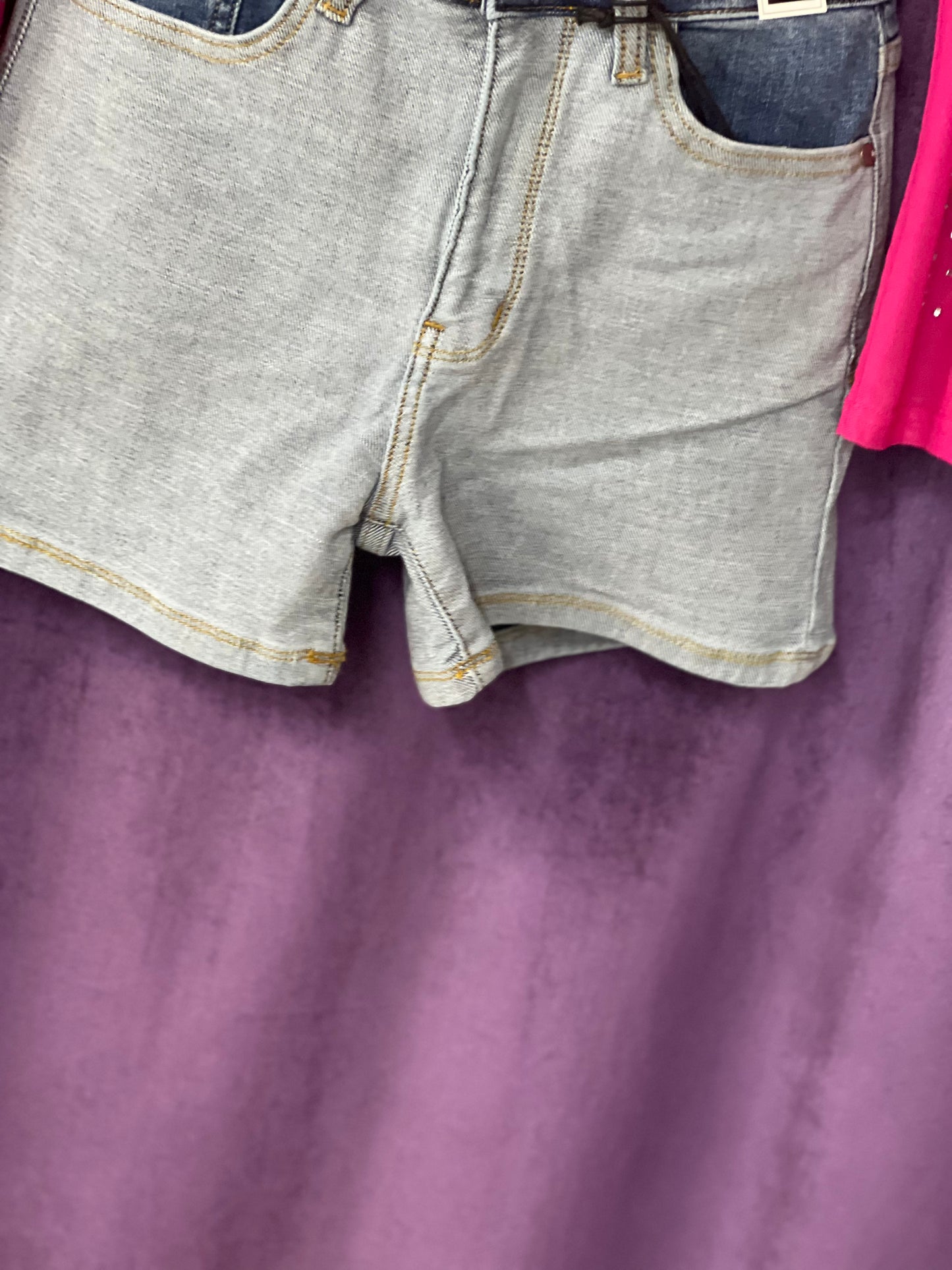 Regular Judy Blue High Waist Two Color Blue Denim Shorts