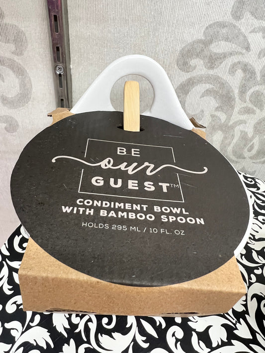 Giftcraft Ceramic Bowl & Spreader