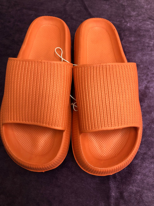 Comfy Lux Orange Slides
