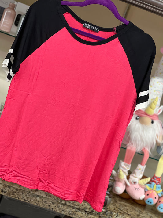 Regular SB Round Neck Top w/ Striped Arms