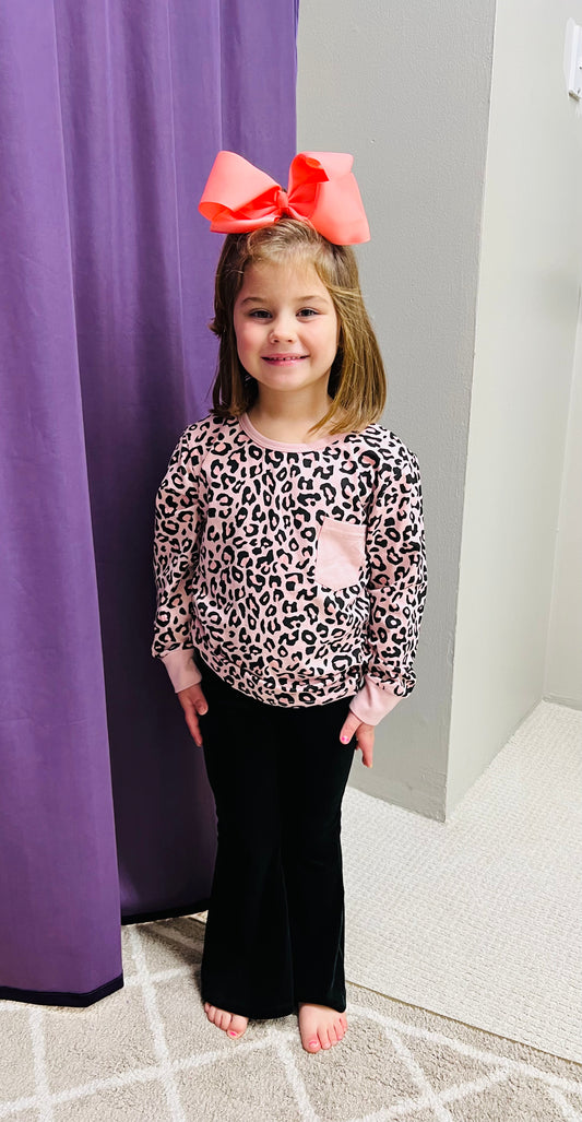 Girls Honeydew Pink Leopard Pocket Top