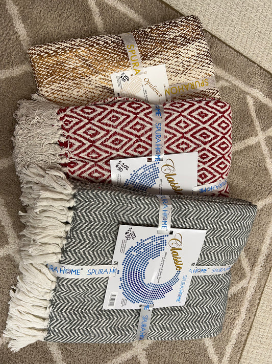 SpuraHome Luxurious Cotton Throws